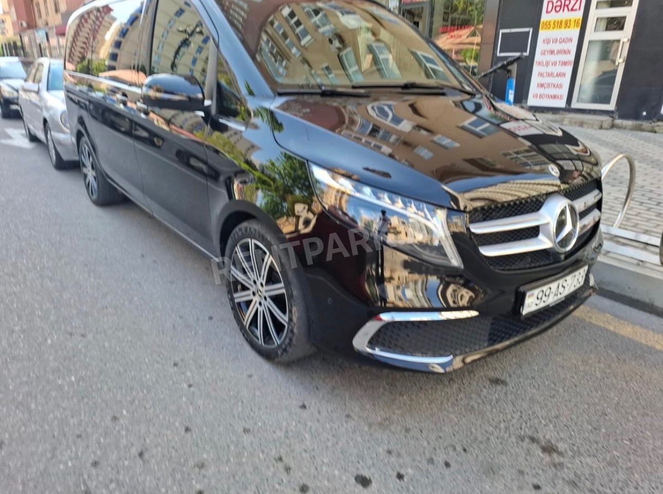 Mercedes-Benz V-Class
