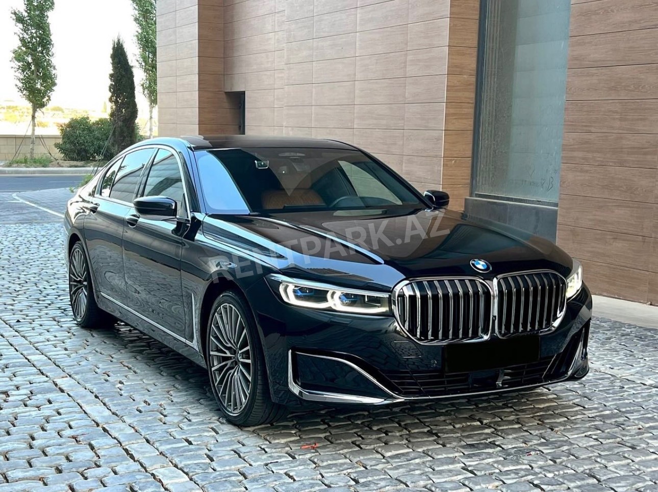 BMW 740