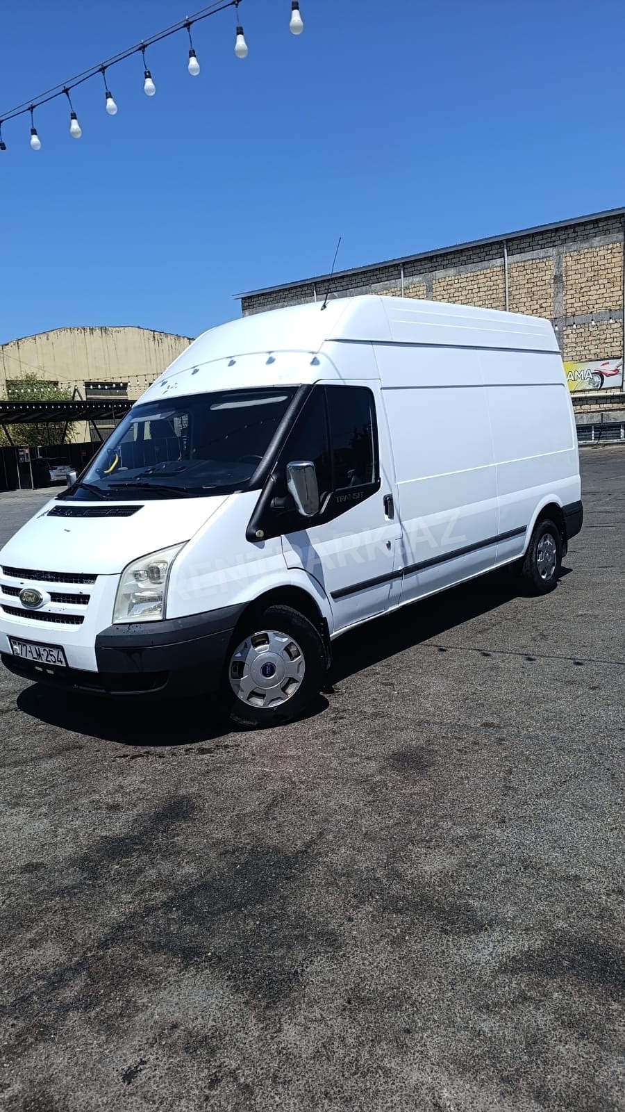 Ford Tranzit
