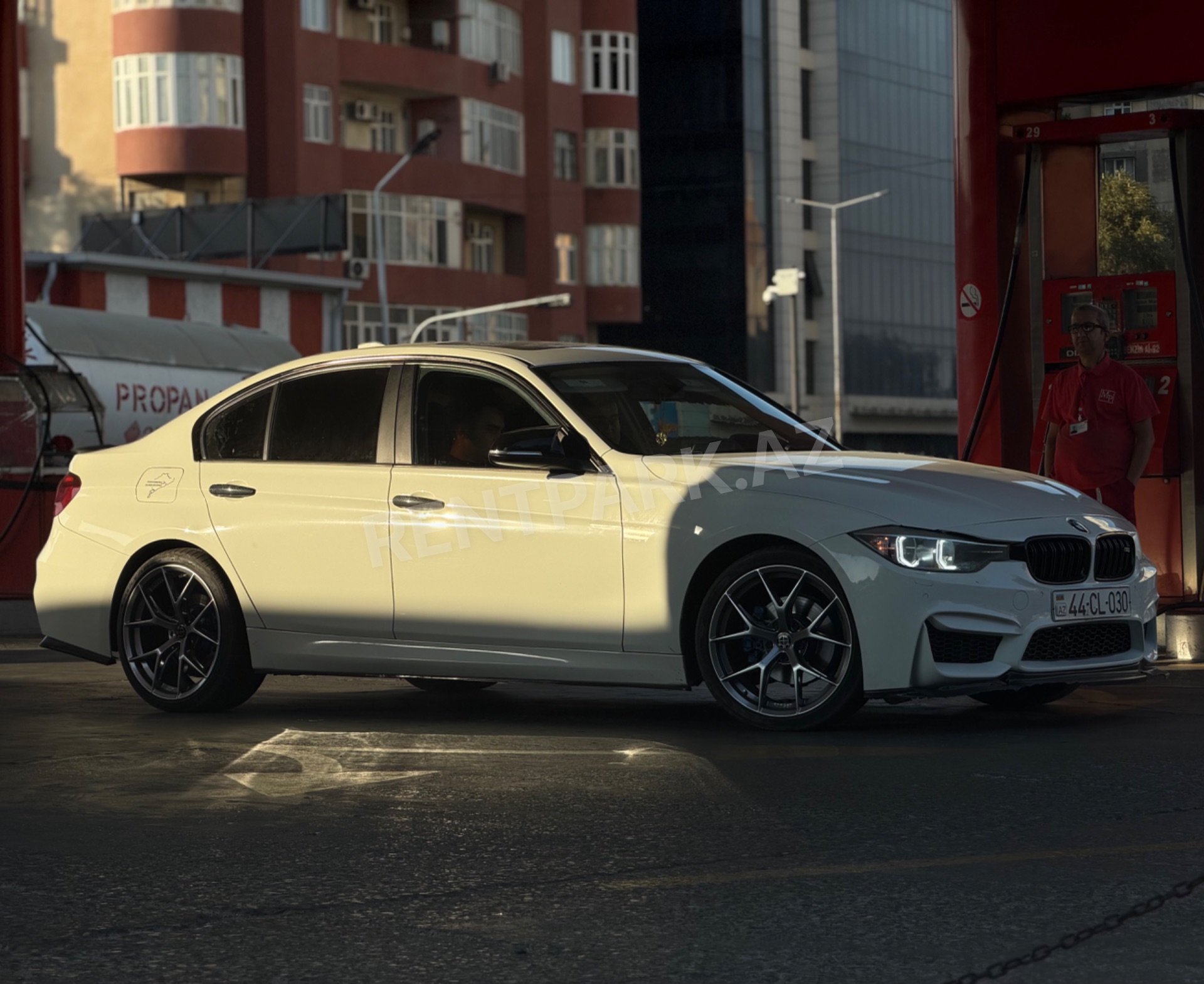 BMW 328