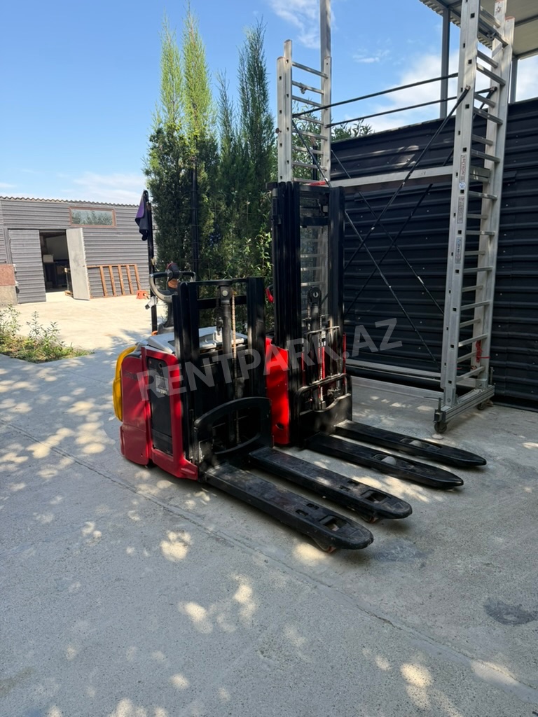 CROWN 1,5T/1,7M